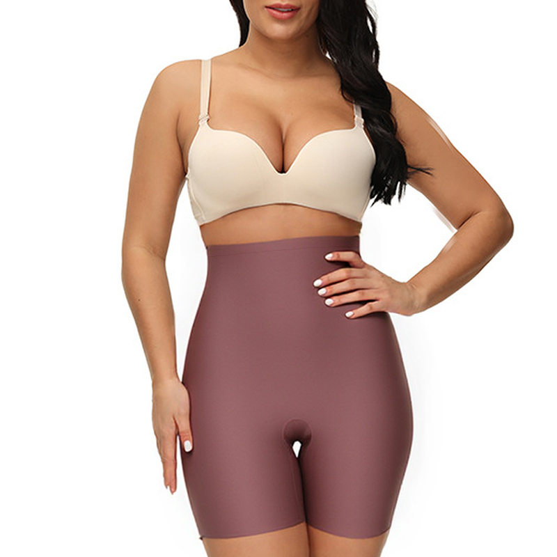 a model poses wearing the sculpt mid rise short by front view