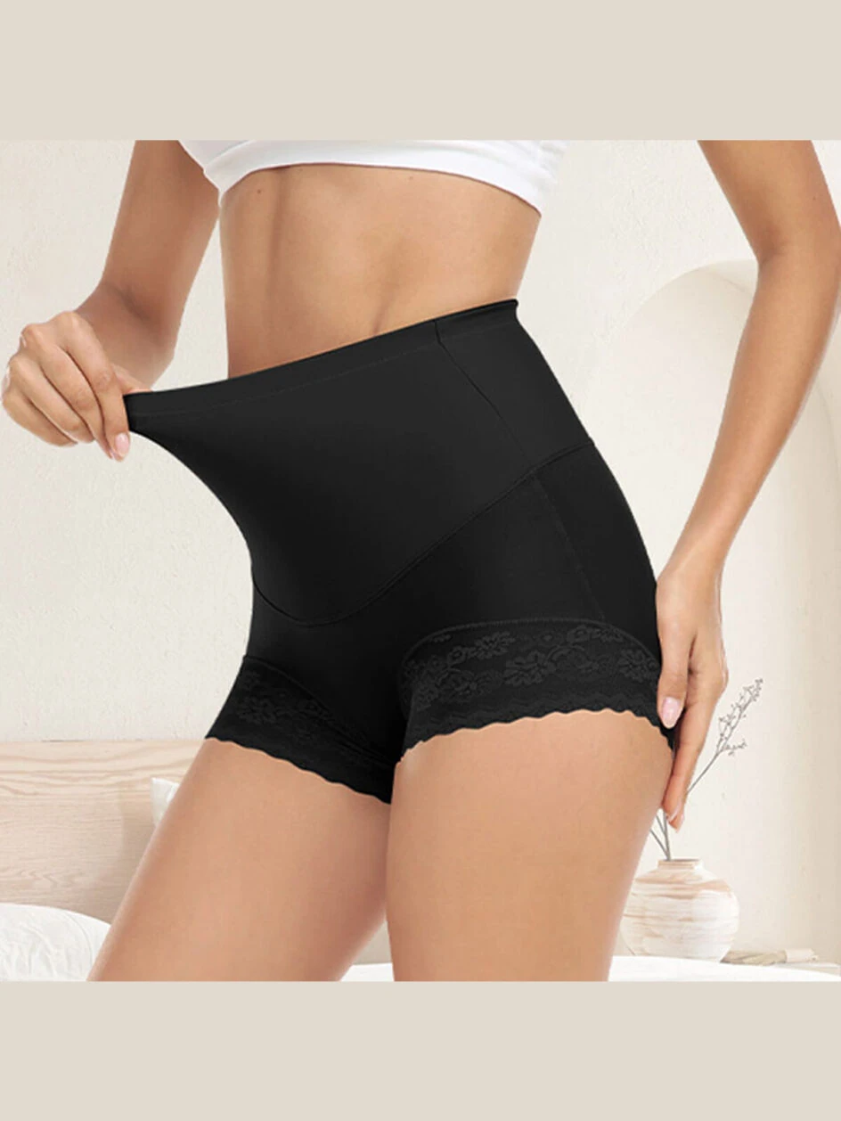 short amincissant en dentelle