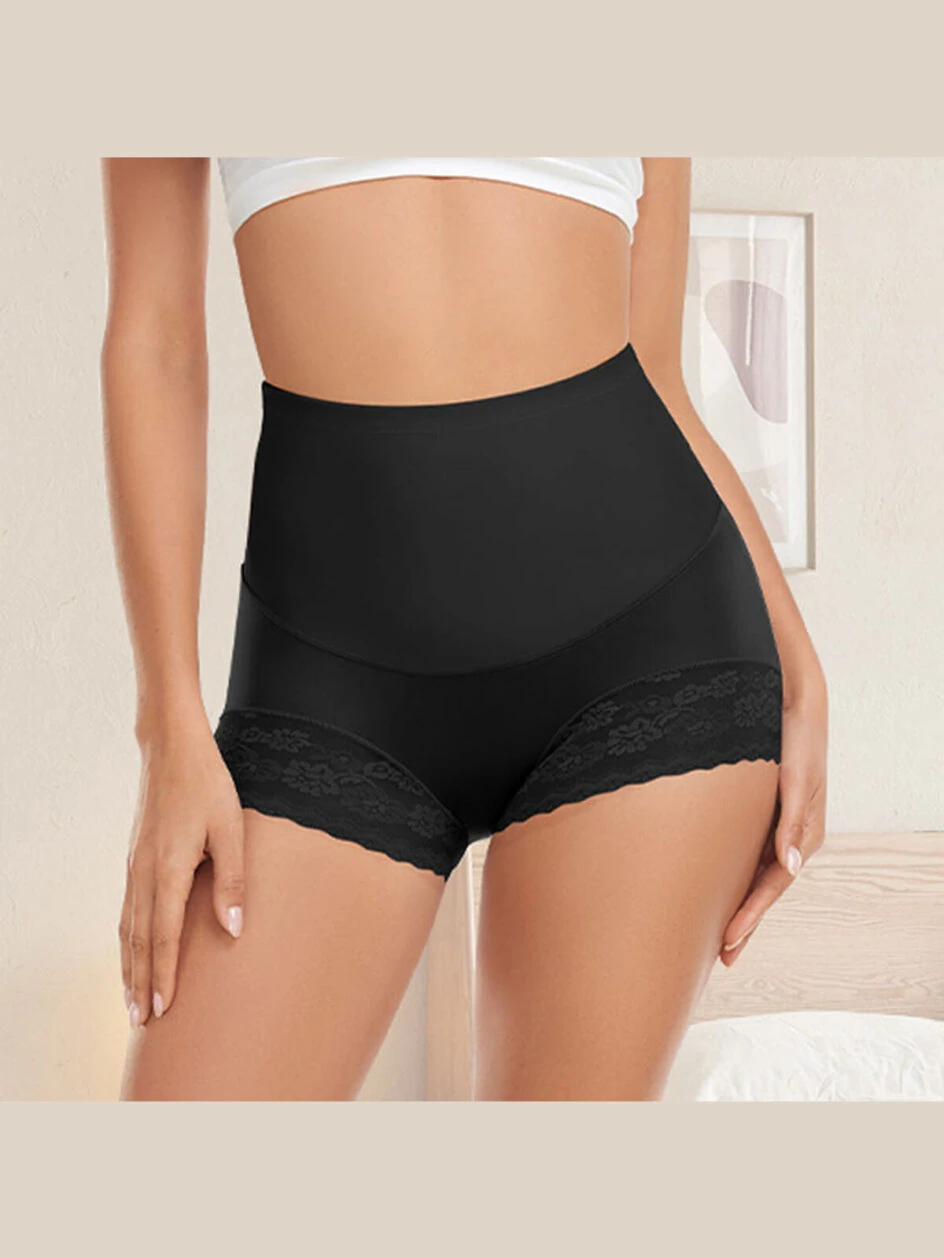 short amincissant en dentelle