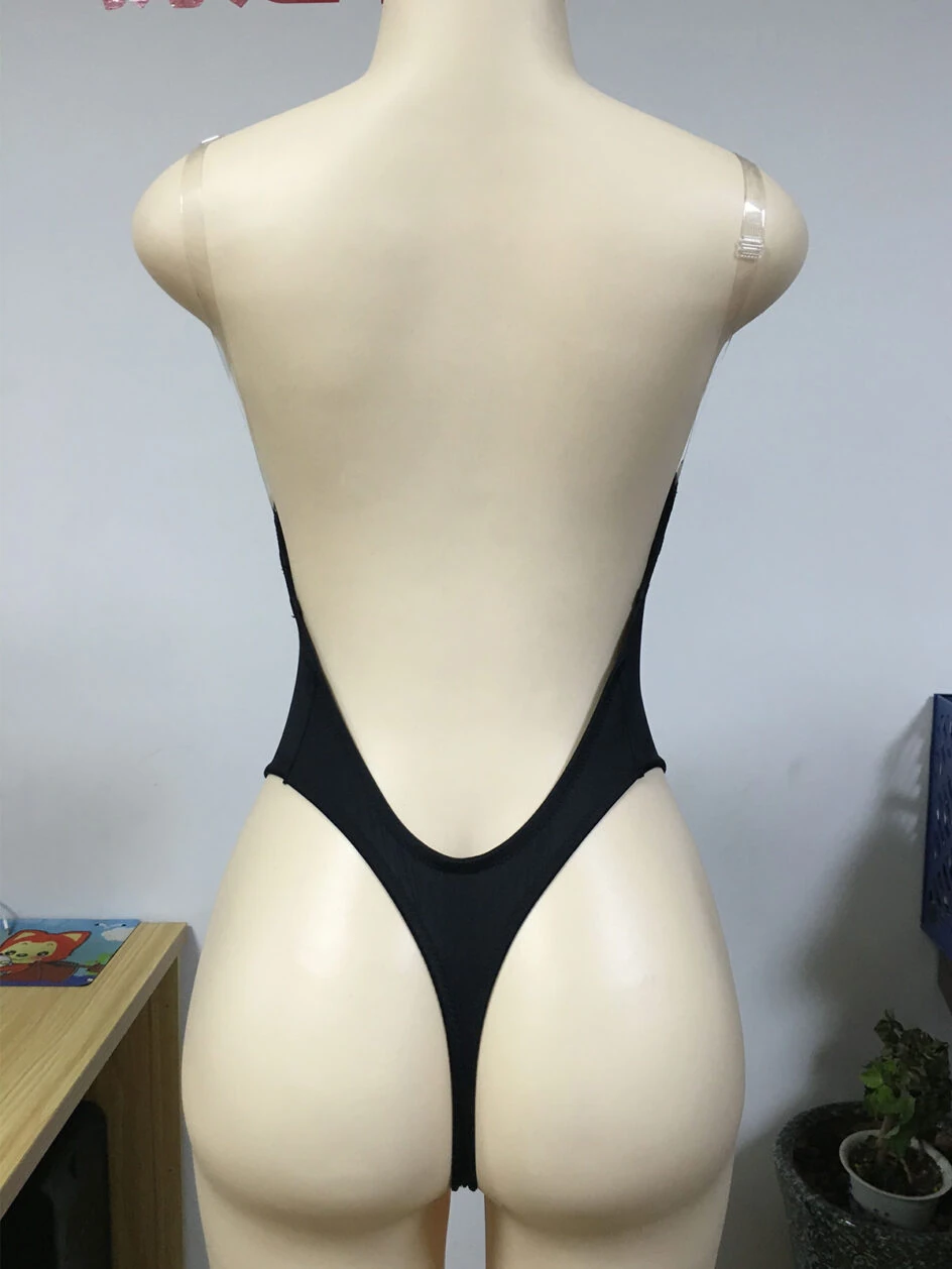 Bodysuit mit tiefem Ausschnitt und String-Einsatz