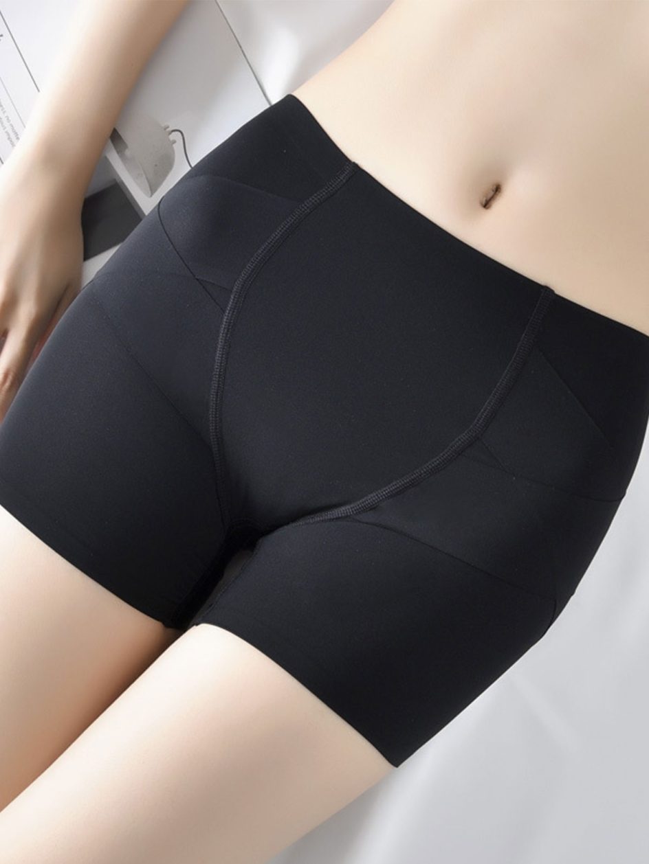 Shorts mit mittlerer Leibhöhe und formender Wirkung