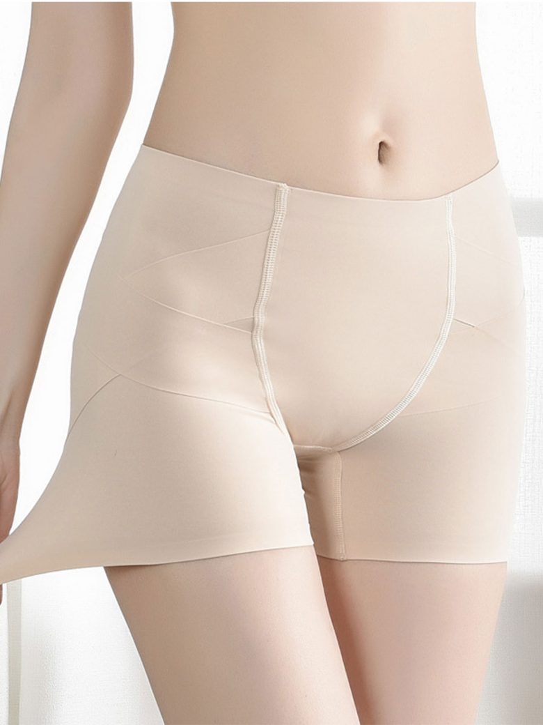 Shorts mit mittlerer Leibhöhe und formender Wirkung