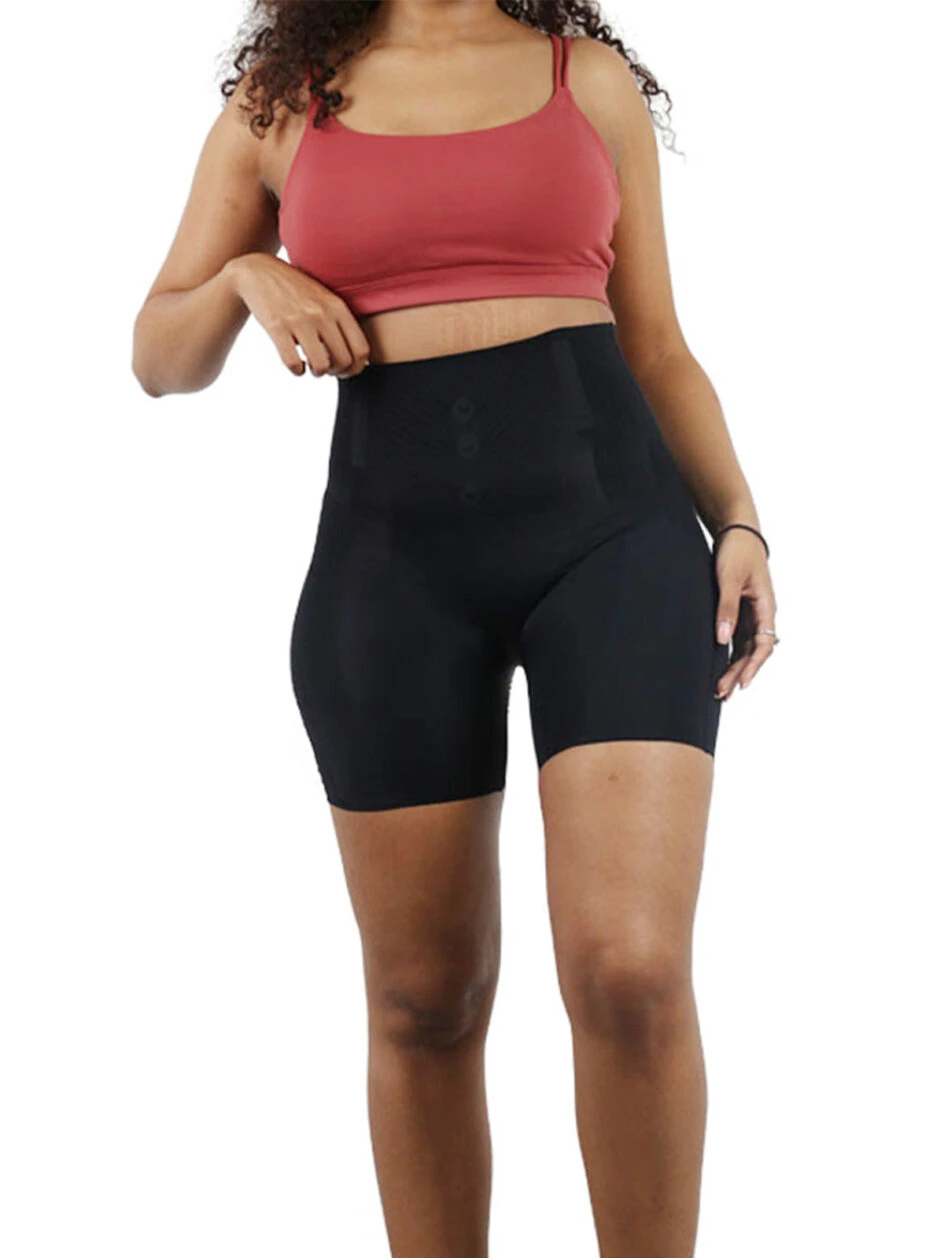 short gainant à taille haute