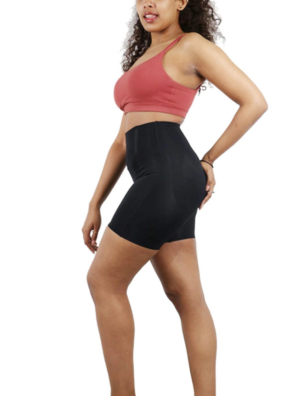 short gainant à taille haute