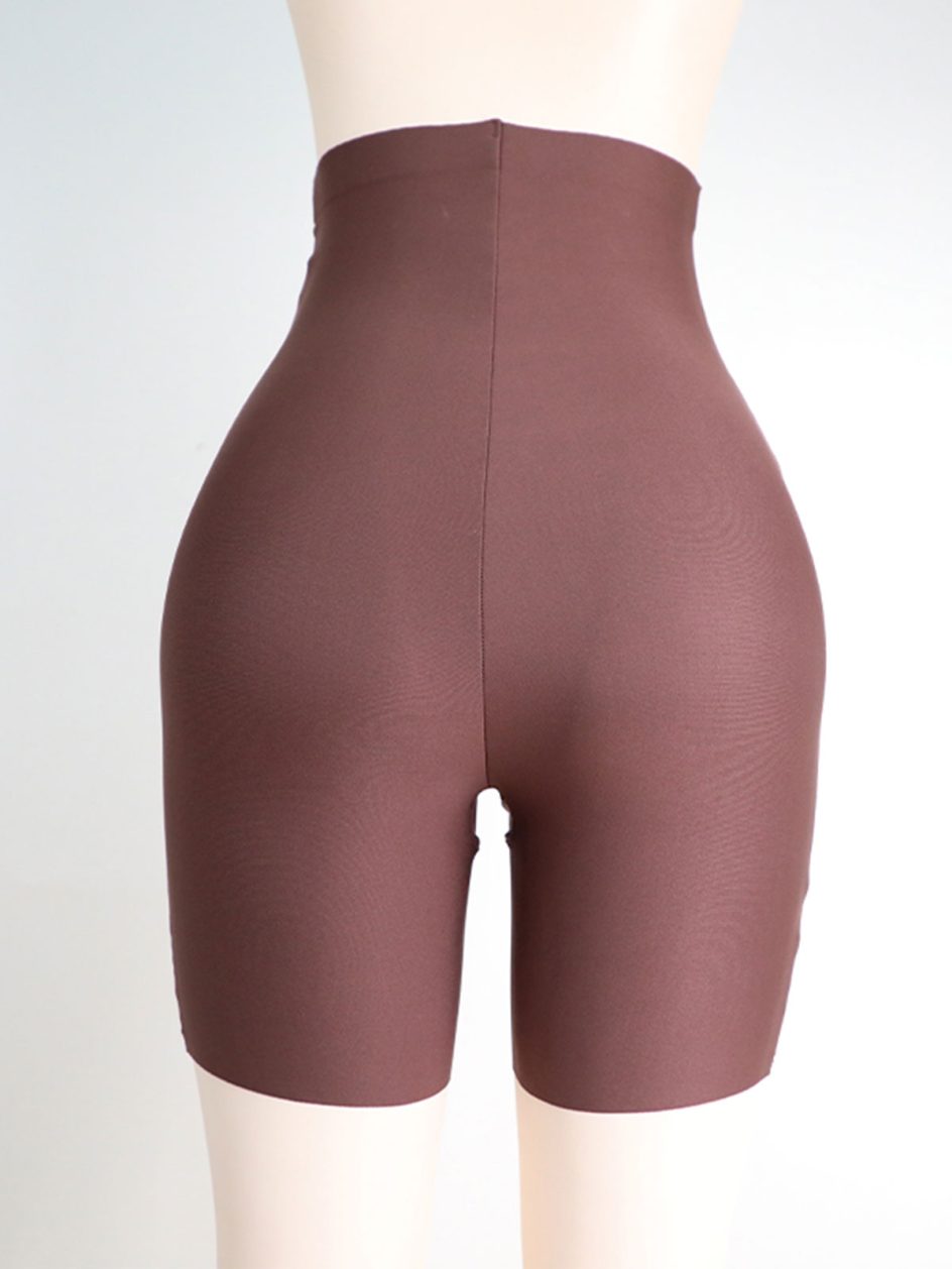 Shorts zur Po-Straffung