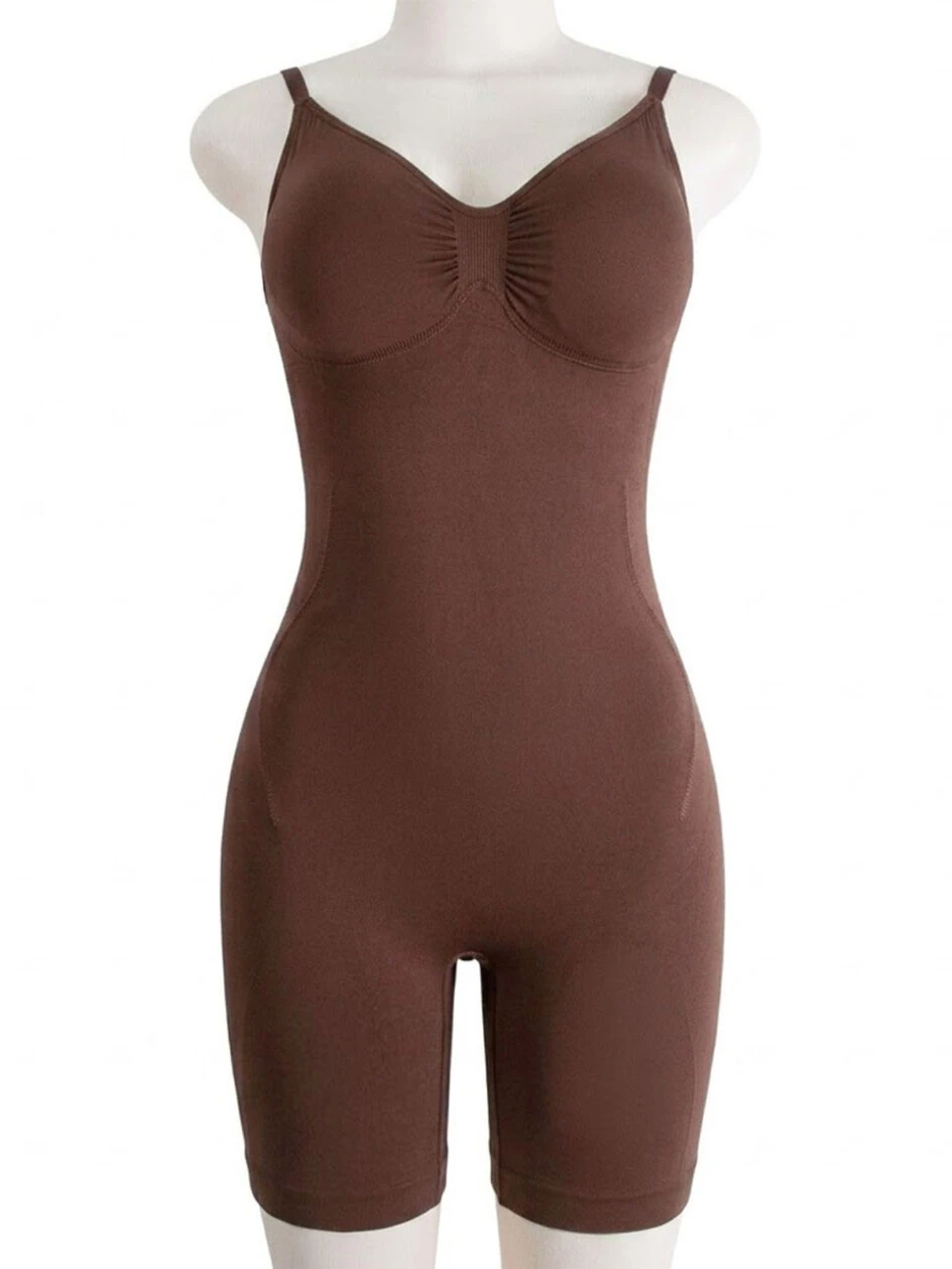 Bathroom-Friendly Seamless Shapewear with Open Rear Slit