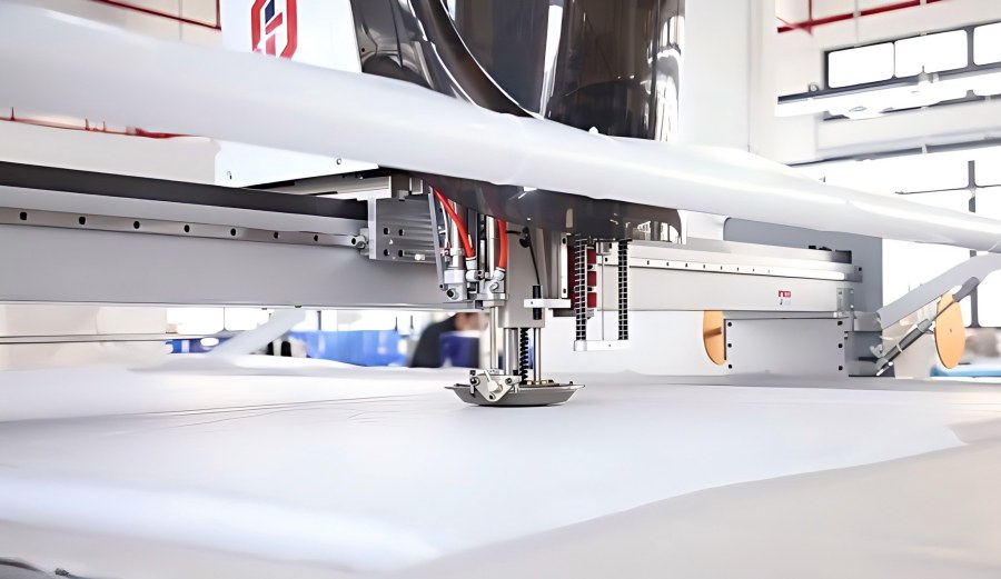 Automatic cutting bodysuit